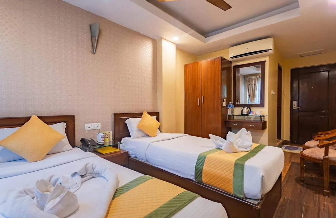 Yellow Pagoda Hotel-1